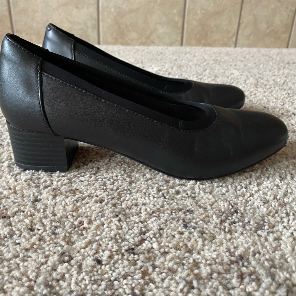 Women’ Clark heels